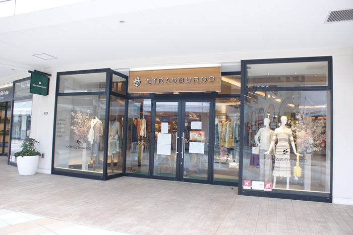 アパレル店頭を華やかにするレンタルディスプレイフラワー